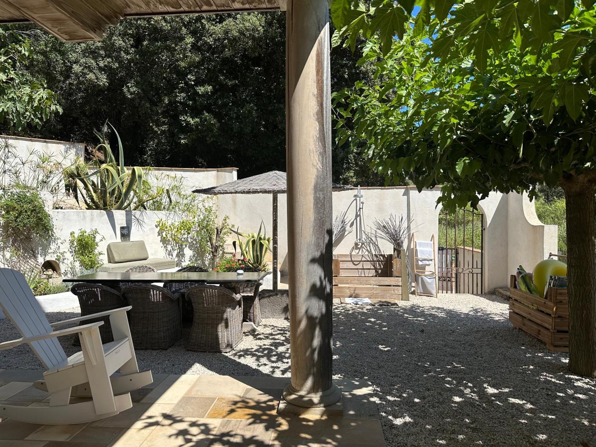 Le Clos Des Sept Palmiers กาวาแลร์-ซูร์-แมร์ ภายนอก รูปภาพ