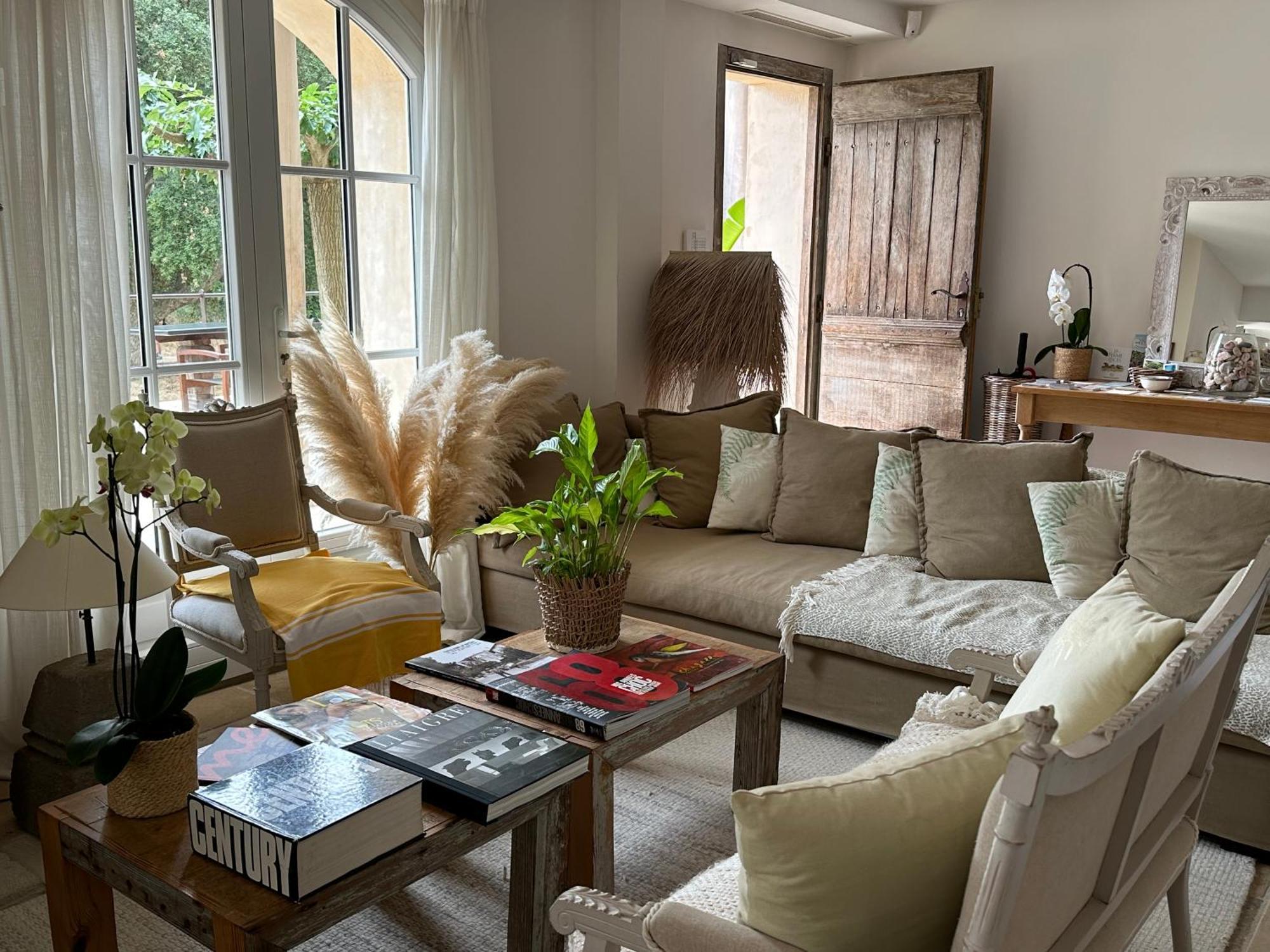 Le Clos Des Sept Palmiers กาวาแลร์-ซูร์-แมร์ ภายนอก รูปภาพ