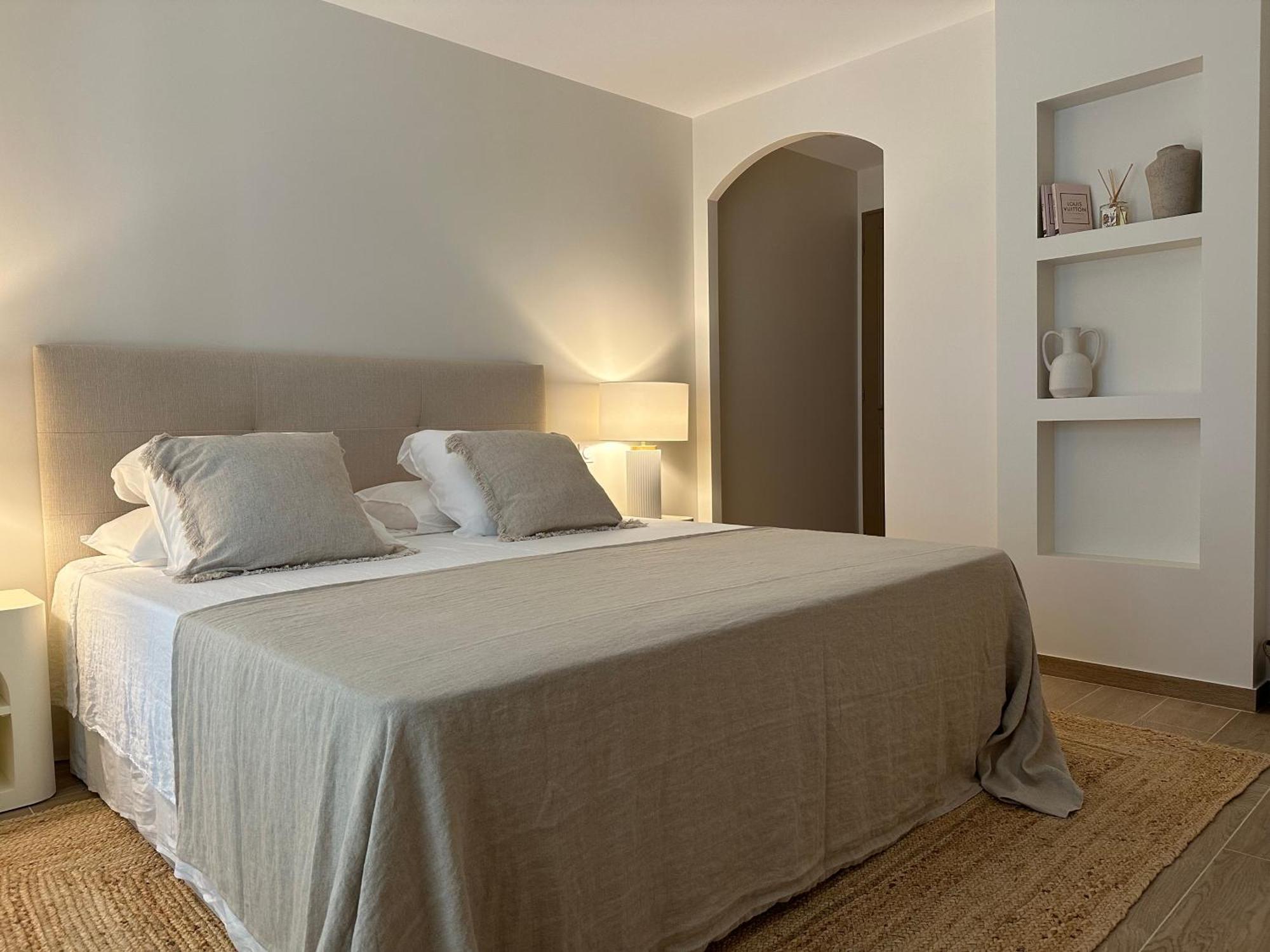 Le Clos Des Sept Palmiers กาวาแลร์-ซูร์-แมร์ ภายนอก รูปภาพ